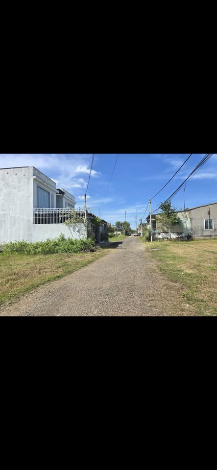 Bán lô góc hai mặt tiền đắc địa tại Tân Xuân, Bình Phước