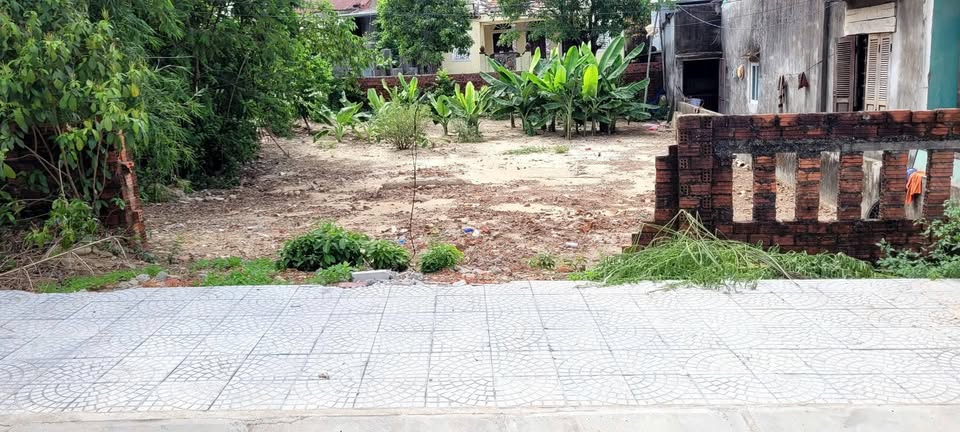 Đất Đà Nẵng, ngay lô đất 2 mặt tiền cực đỉnh với diện tích 200m2