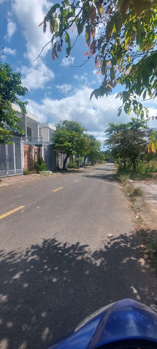 Nhà lầu 3 phòng ngủ tại Hữu Phúc, Tân Phước, sẵn sàng đón chủ mới