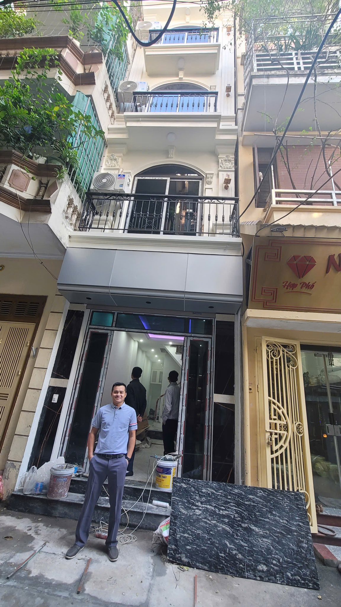 Bán nhà 5 tầng full nội thất, thang máy xịn xò, 2 mặt ngõ, gần chợ Hà Đông