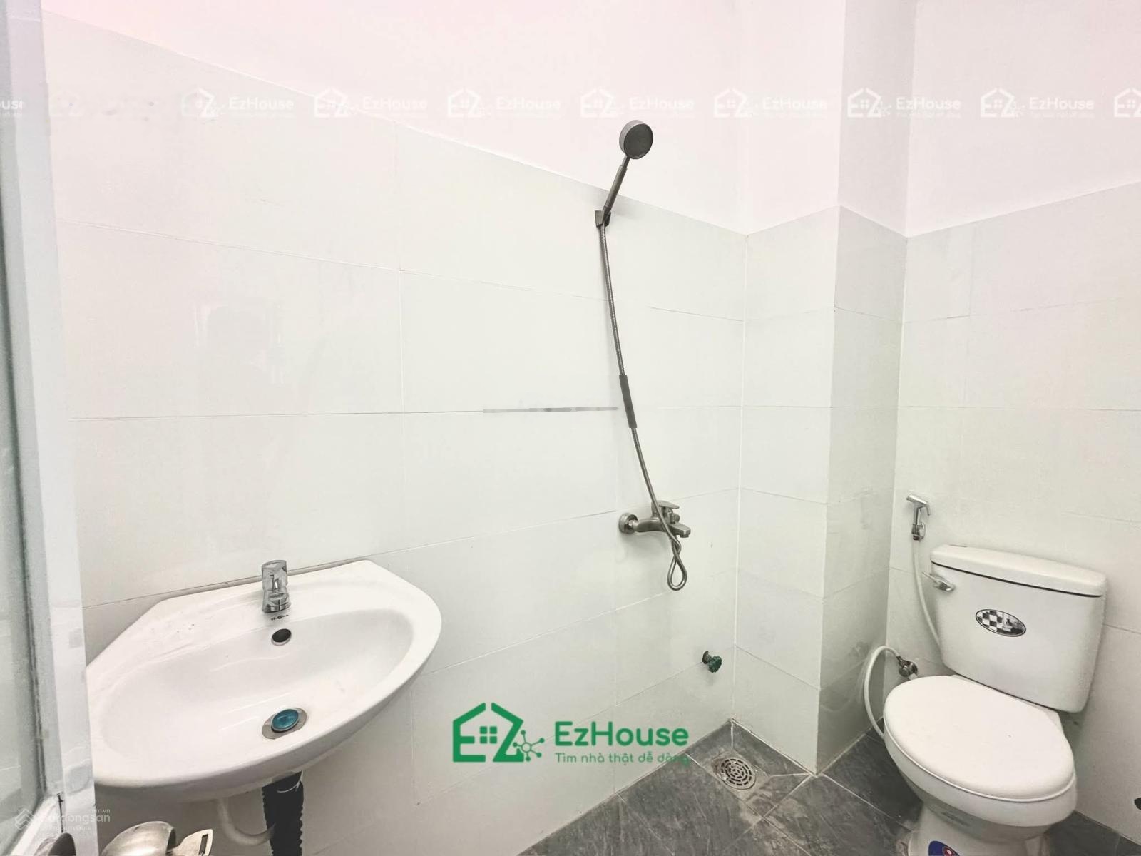 Phòng trọ gác lửng mới đã trang bị nội thất