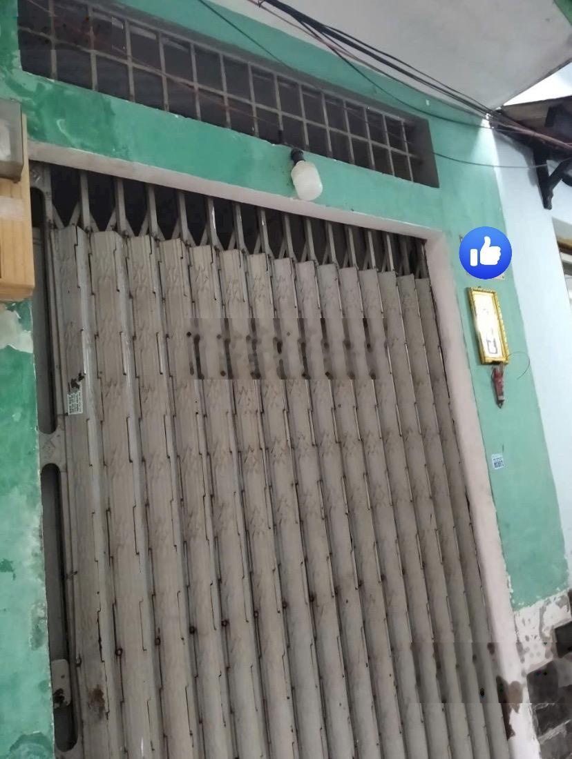 Nhà bán đường lạc long quận p5 quận 11 ( 2,3 x 5,05m trệt, 2 lầu ) sổ riêng