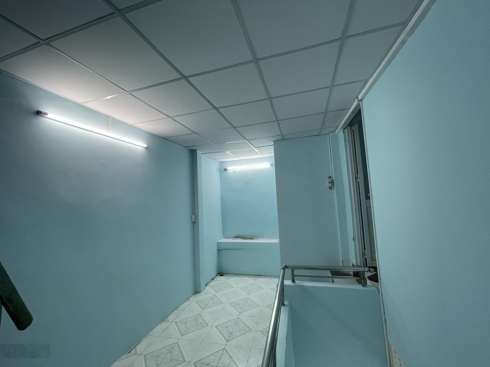 Cho thuê Nhà riêng hẻm 384 Lý Thái Tổ, 16 triệu, 54m2, 2PN, 1WC, giá tốt, còn thương lượng