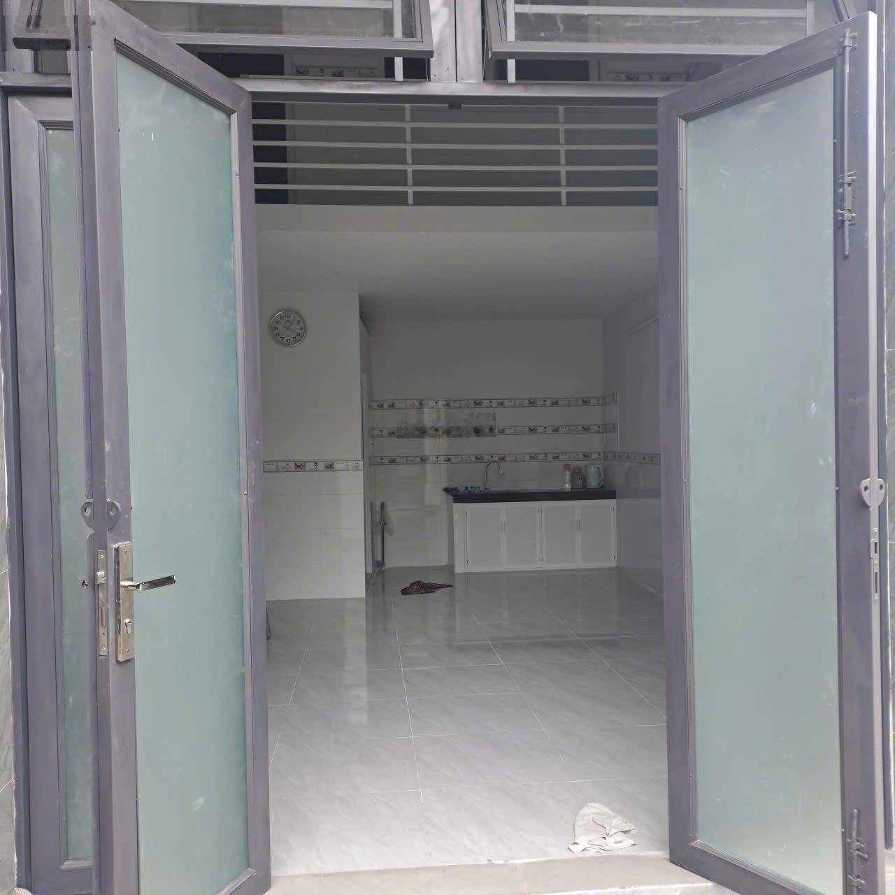 Bán nhà nhỏ đẹp mới xây - sổ hồng chung - an tâm lập nghiệp