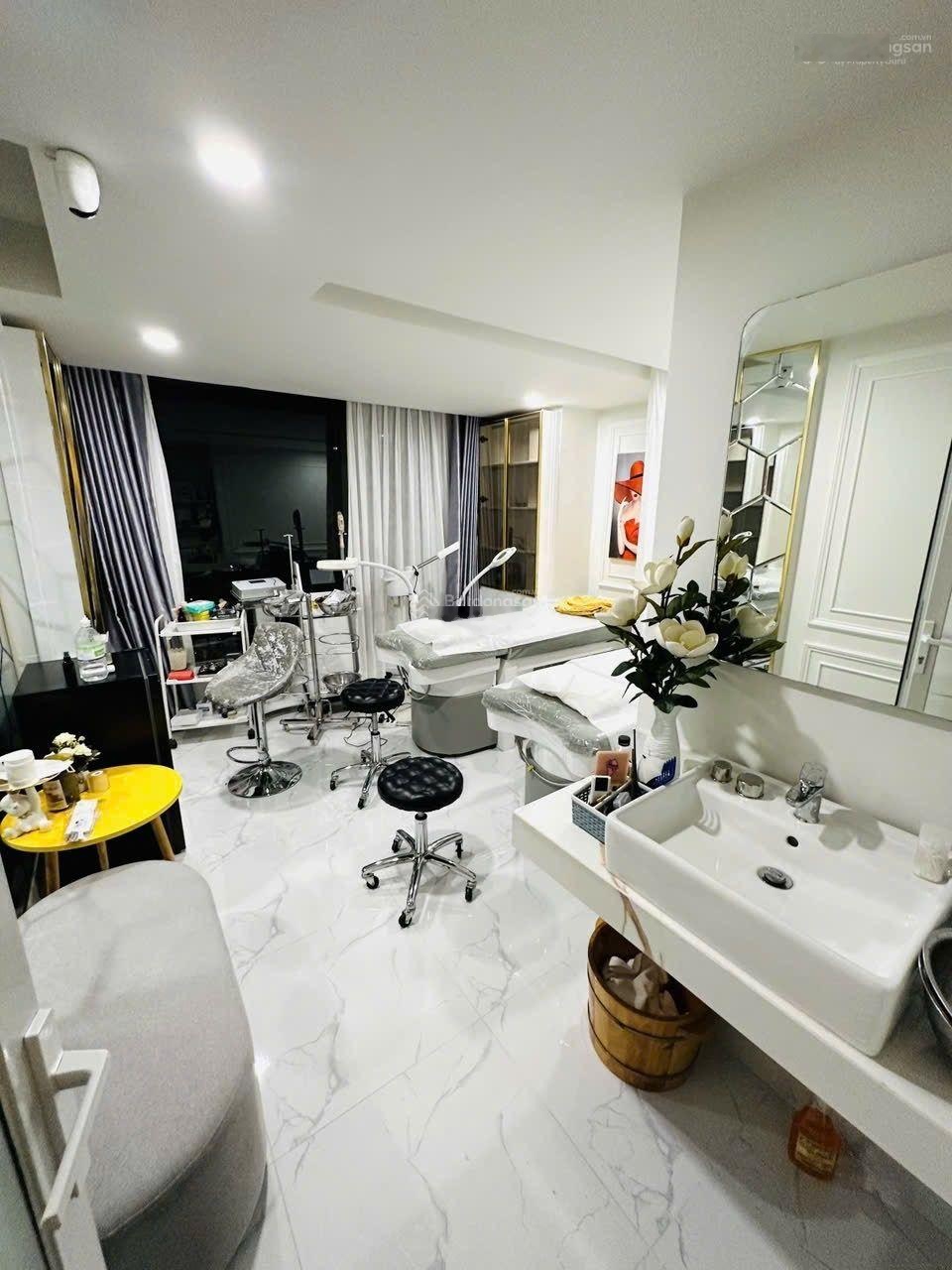 Nhà Đẹp Bước Vào Là Muốn Mua 3 Tầng 2 Phòng Ngủ Vị Trí Vàng