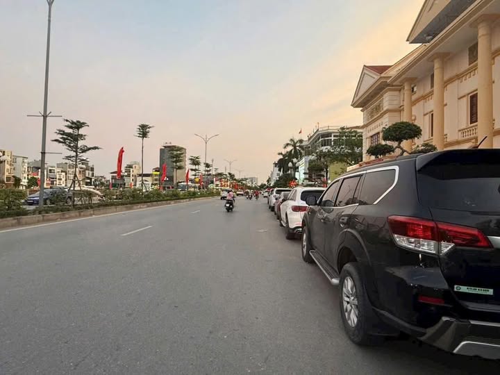 Bán đất tặng nhà cực hiếm 45m2, vài bước chân ra trung tâm Hải Phòng, giá 3 tỷ