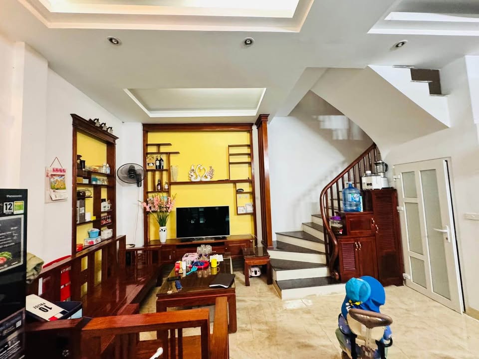 Siêu phẩm nhà đẹp 4 tầng tại Bồ Đề, Long Biên đã sẵn sàng chào đón chủ nhân mới