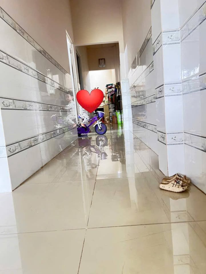 Nhà 2 ngủ hẻm ô tô Đô Lương, giá ngộp, bao vui