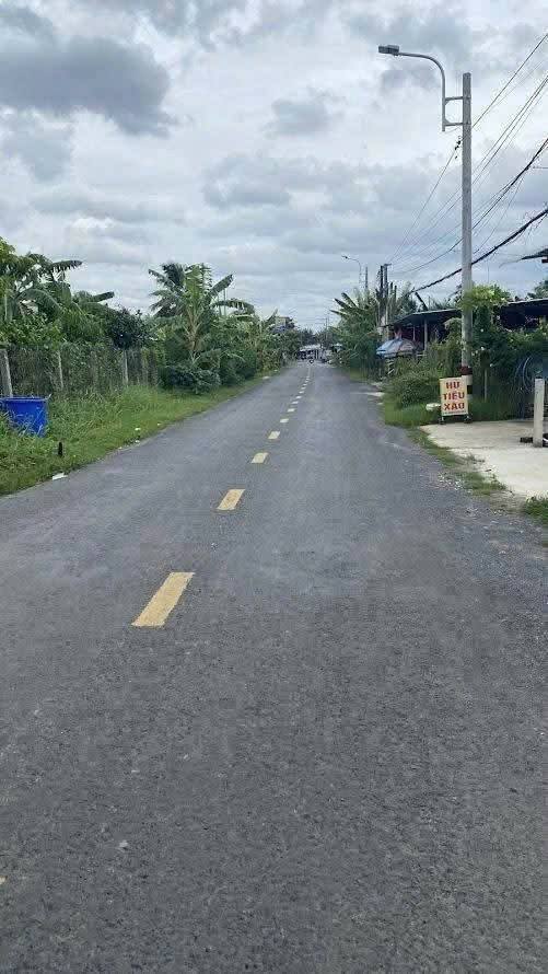 Nhà đất Vĩnh Long, đất mặt tiền giá hời, hạ chốt 550 triệu, xây nhà vô tư