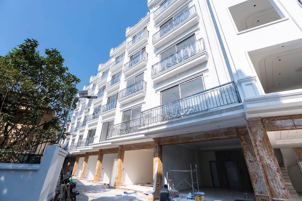 Siêu phẩm mặt phố Đan Phượng, 50m2, 6 tầng thang máy, full nội thất chỉ từ 9 tỷ