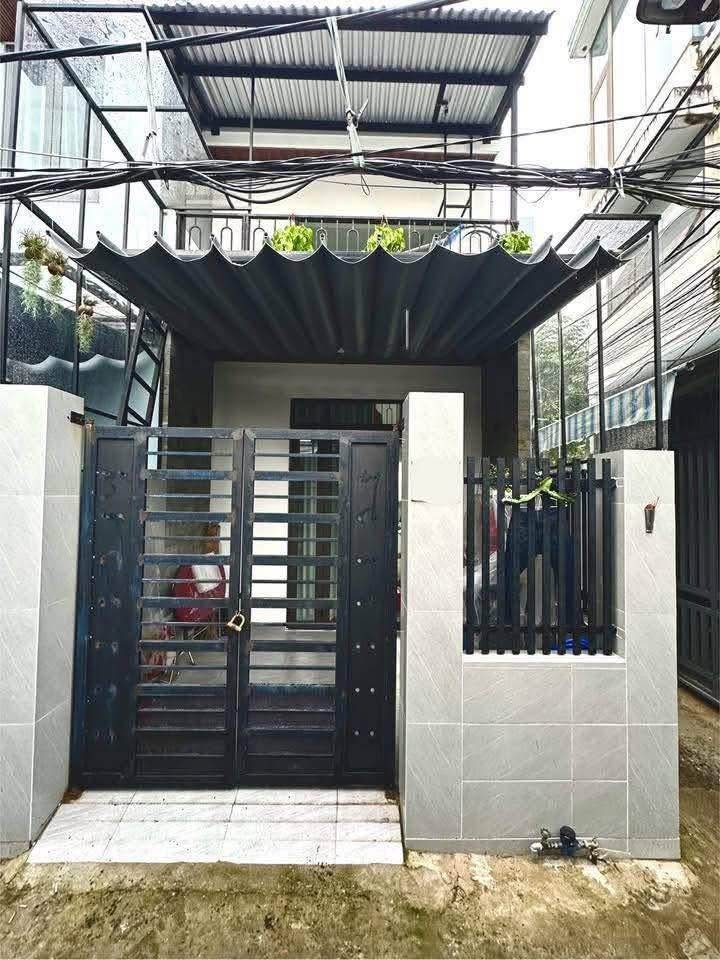 Nhà 2 mặt kiệt thoáng, trung tâm Thanh Khê, Đà Nẵng 3,45 tỷ