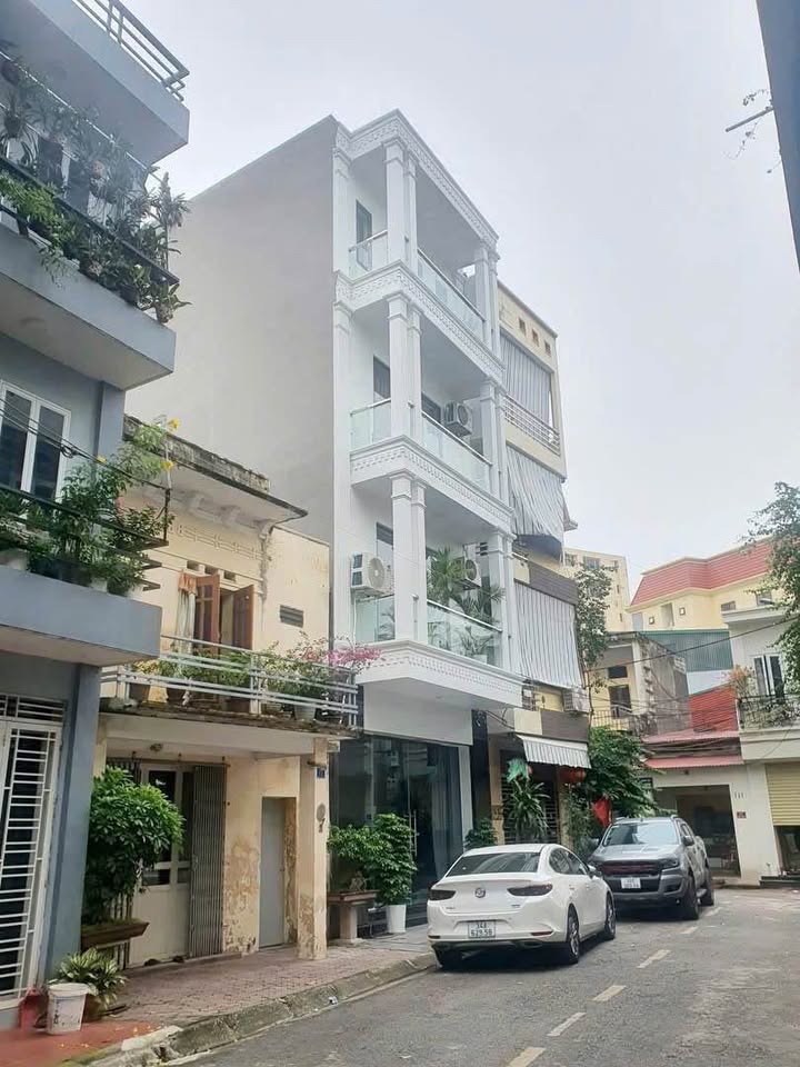 Bán nhà 4 tầng mặt phố 90m2, mặt tiền 6m, hướng Tây Bắc tại Phường Thành Đông, Hải Dương