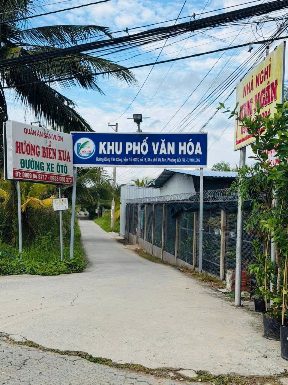 Bán nhanh 2 nền đất vàng 144m2/nền, sạch đẹp, đường ô tô, giá 1 tỷ/nền