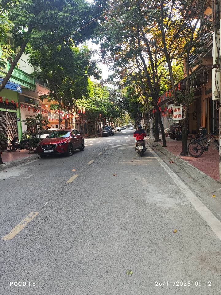 Bán nhà 3 tầng mặt đường Bãi Vượt, Nam Định, vị trí đắc địa, kinh doanh sầm uất