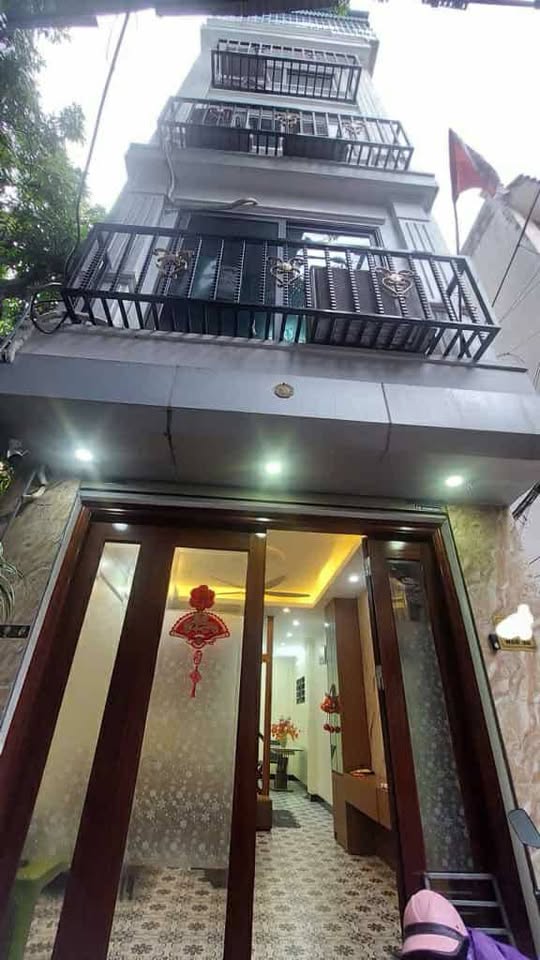 Nhà lô góc thông thoáng - Gần Mipec Long Biên, vài bước chân đến phố cổ