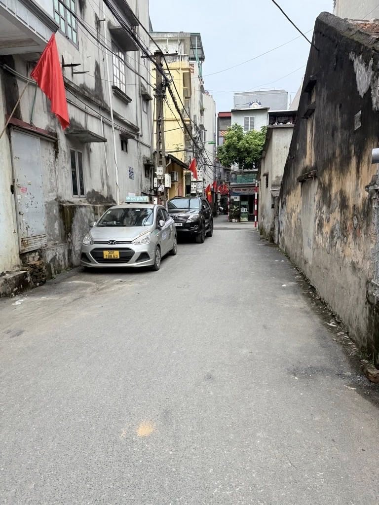 8 tầng thang máy Lê Quang Đạo 16 phòng cho thuê dòng tiền 75 triệu/tháng, ngõ 4m