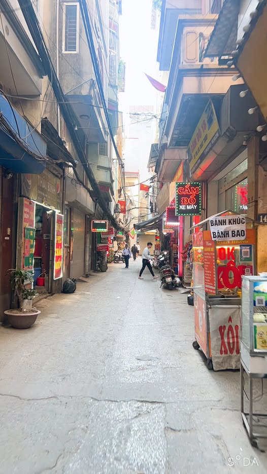 Nhà 4 tầng Mỹ Đình kinh doanh đỉnh cao, ô tô vào tận cửa, nở hậu tài lộc