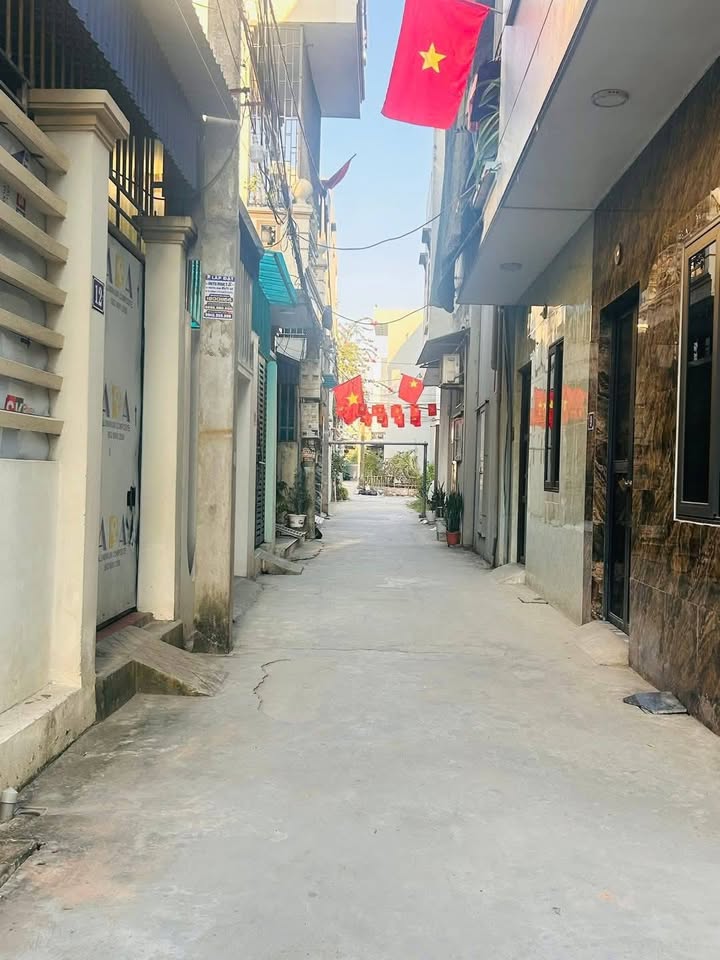 Bán đất vuông vắn 65.5m2, 2 mặt ngõ rộng, thông đường Tô Hiến Thành - Mỹ Xá, Nam Định