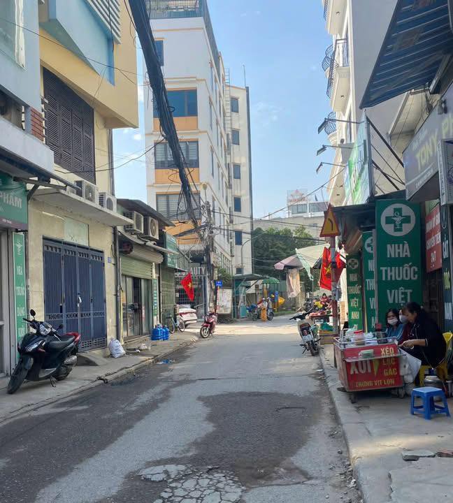 Nhà Định Công 45m², 5 tầng, 7 ngủ, ô tô đỗ cửa - giá hời