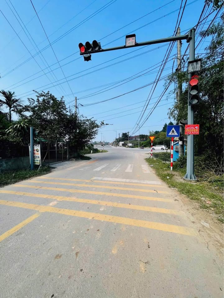 Nhà kiệt ô tô Phùng Quán, Thủy Dương 111,4m2, 2 phòng ngủ, giá tốt