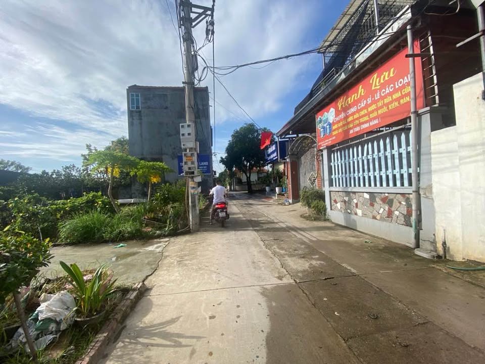 Bán đất thổ cư 50m2, đường ô tô, gần chợ, trường học tại Quang Minh, Mê Linh, Hà Nội