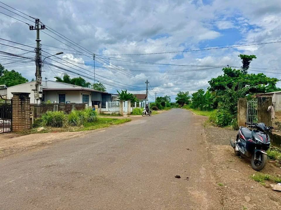 Lô đất mặt tiền đường nhựa giá chỉ 536 triệu tại Buôn Ma Thuột