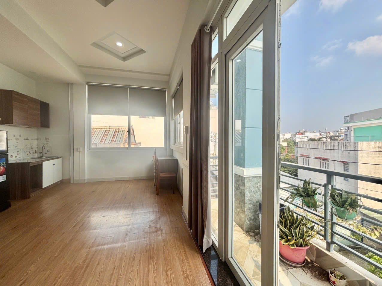 Cho thuê studio 40m2 full nội thất, ban công, cửa sổ lớn tại Quận 2