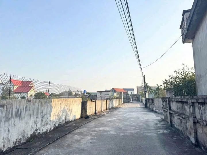 Bán lô góc tại Quang Bình, Kiến Xương, Thái Bình, 3 mặt tiền, ngay gần ủy ban và trường học