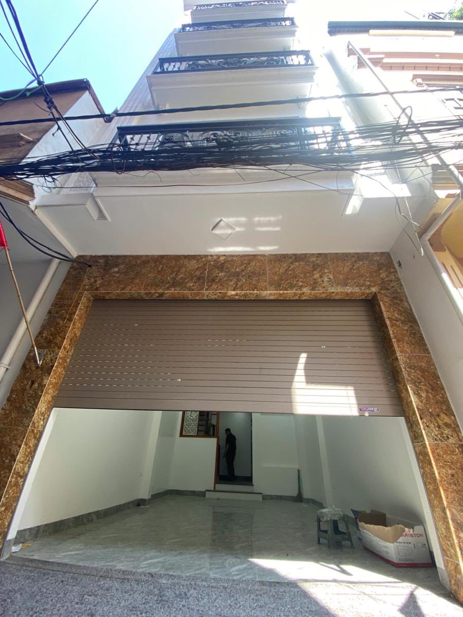 Bán nhà 6 tầng thang máy, phố Quan Hoa, ngõ ô tô thông, cách phố 10m