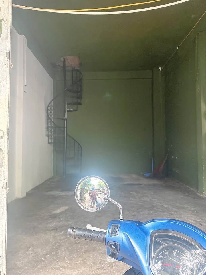 Mặt tiền kinh doanh Mạc Thị Bưởi, Buôn Ma Thuột sẵn sàng cho tiệm nail, makeup