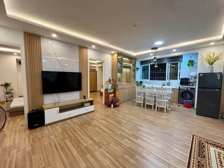 Bán căn hộ 100,5m2 chung cư Seaview2, Vũng Tàu, full nội thất, view biển
