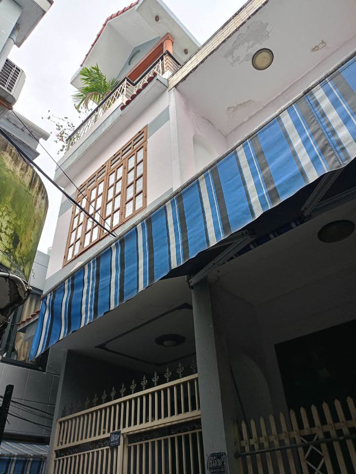 Nhà 3 tầng kiệt Hoàng Diệu, trung tâm Hải Châu, Đà Nẵng