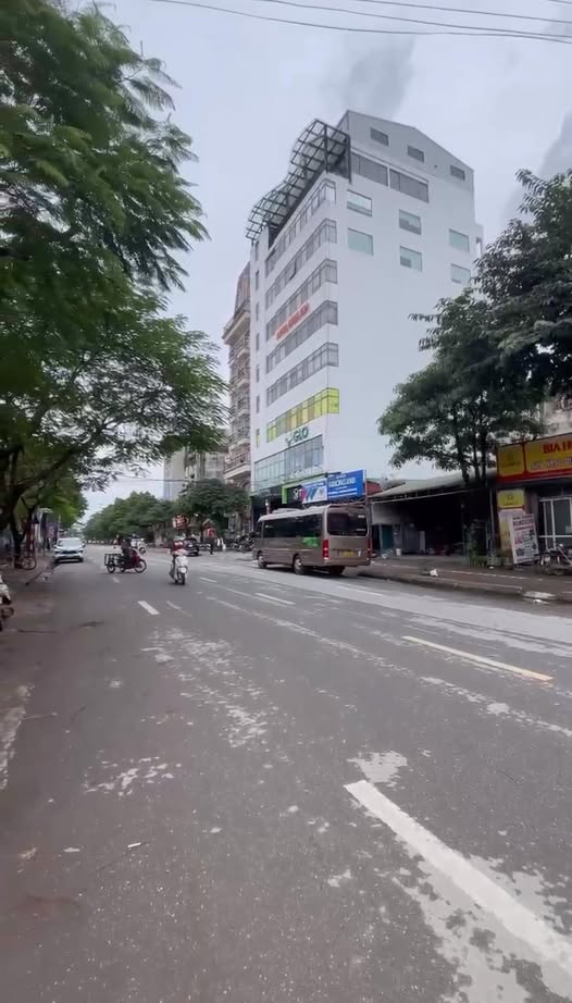 Bán đất đấu giá Đức Diễn, 145m², mặt tiền 8m, phù hợp để xây dựng tòa văn phòng, building cao tầng, căn hộ dịch vụ