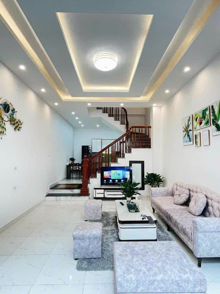 Nhà dân xây 4 tầng, 40m2 tại Vân Canh, gần ô tô, tiện ích