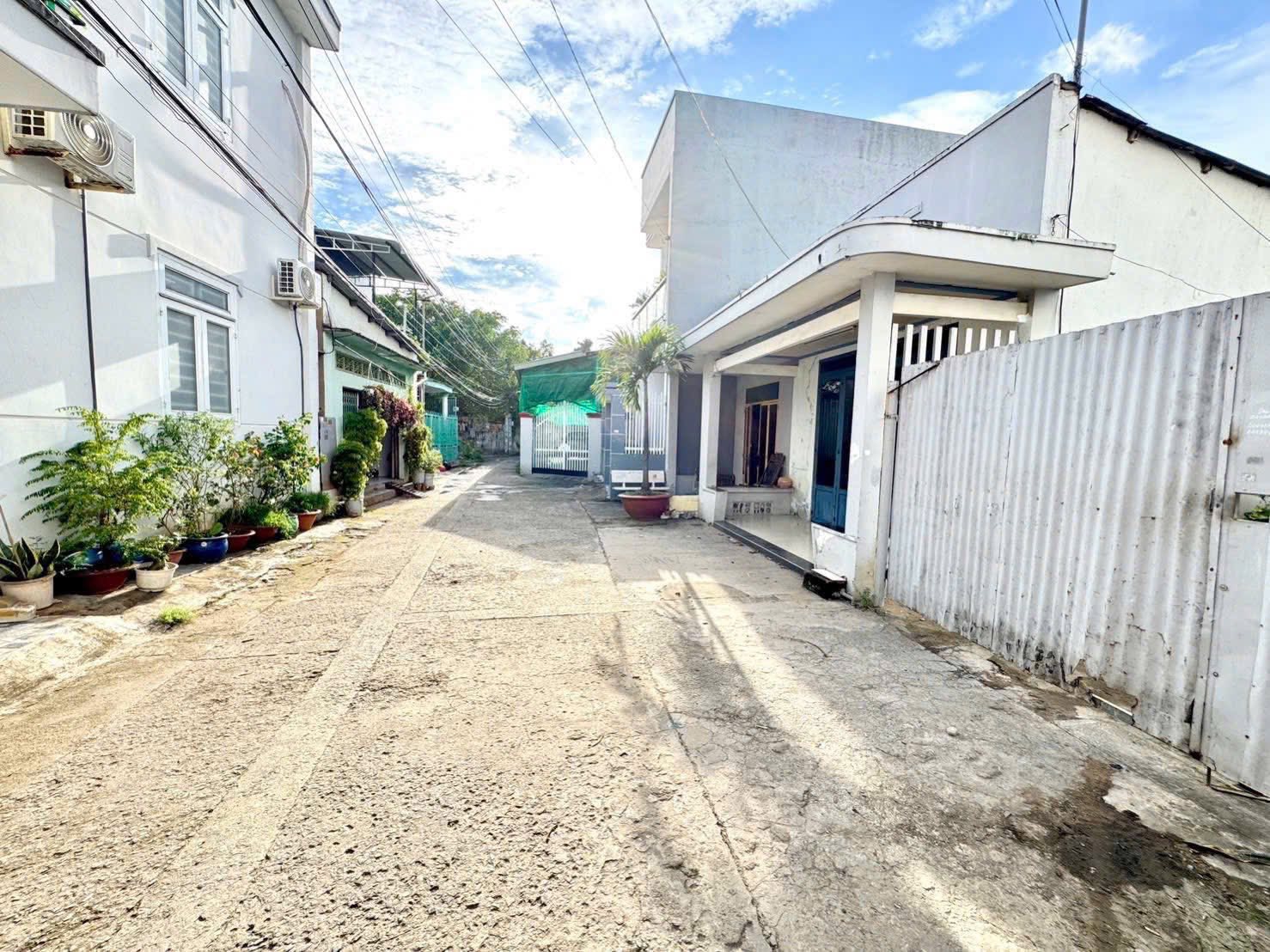 Đất thổ cư Tam Hiệp, gần khu tái định cư Bình Đa, đường ô tô, giá chỉ 2,2 tỷ