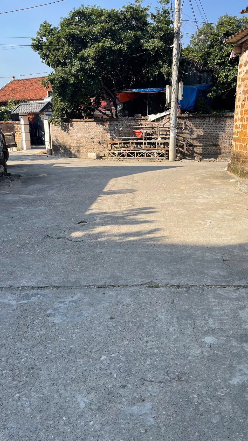 Đất vàng Xuân Mai 257m2, nhà cấp 4 sẵn sàng, lời khủng