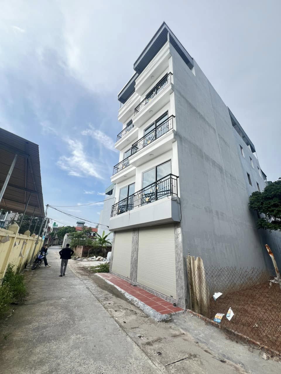 Nhà 5 tầng Yên Nghĩa, ô tô đỗ cửa, 32m2, giá 4,85 tỷ