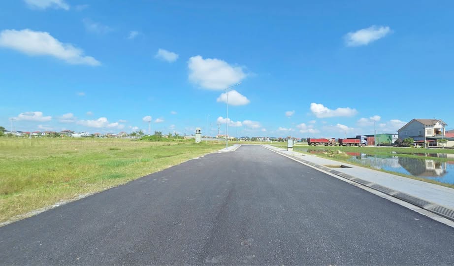 Bán đất Trung Tiến, Hà Tĩnh, 152.9m2, đường 12m, hướng Tây Nam