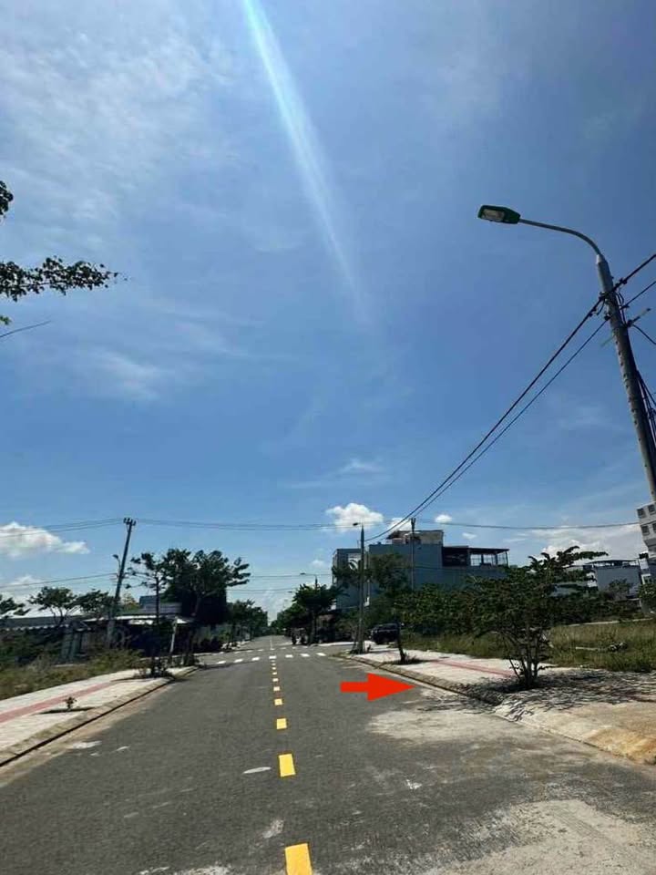 Bán đất biệt thự 184m2, view công viên, tặng nhà 3 tầng, 2 mặt tiền, giá chỉ từ 4.7 tỷ tại Cẩm Lệ, Đà Nẵng