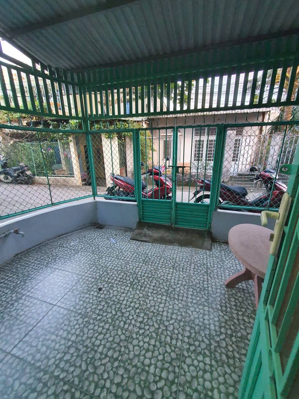 Nhà trệt lửng 2 mặt tiền hẻm Tôn Đức Thắng, giá chỉ 600 triệu