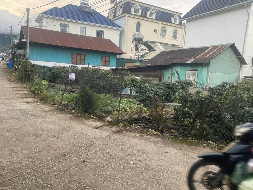 Bán đất Lạc Dương, Đà Lạt, 206m2, mặt tiền 24m, sổ riêng, giá 5.4 tỷ