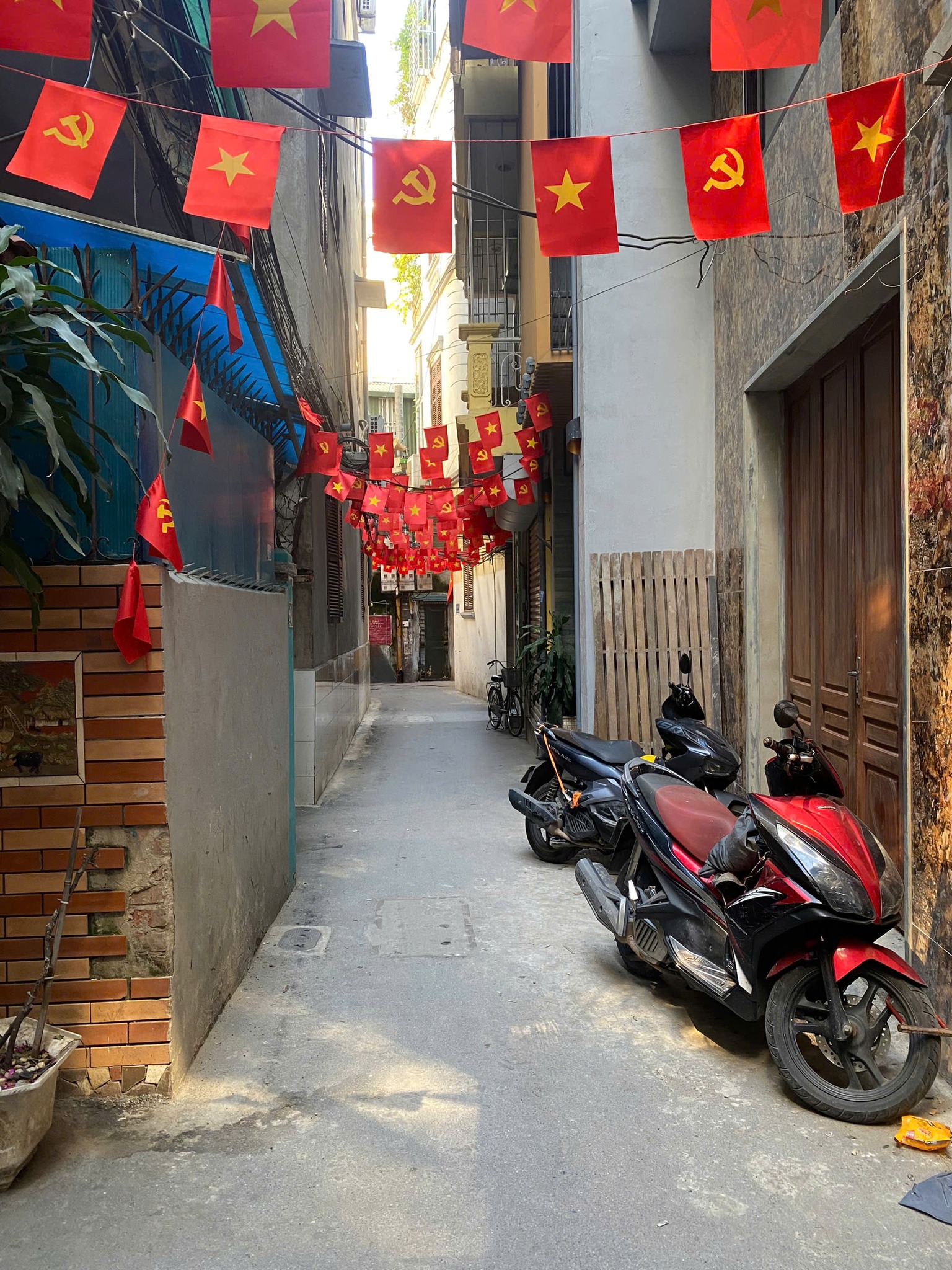 Nhà 7 tầng Nguyễn Lương Bằng, 95m2, 22 phòng khép kín, dòng tiền 120 triệu/tháng