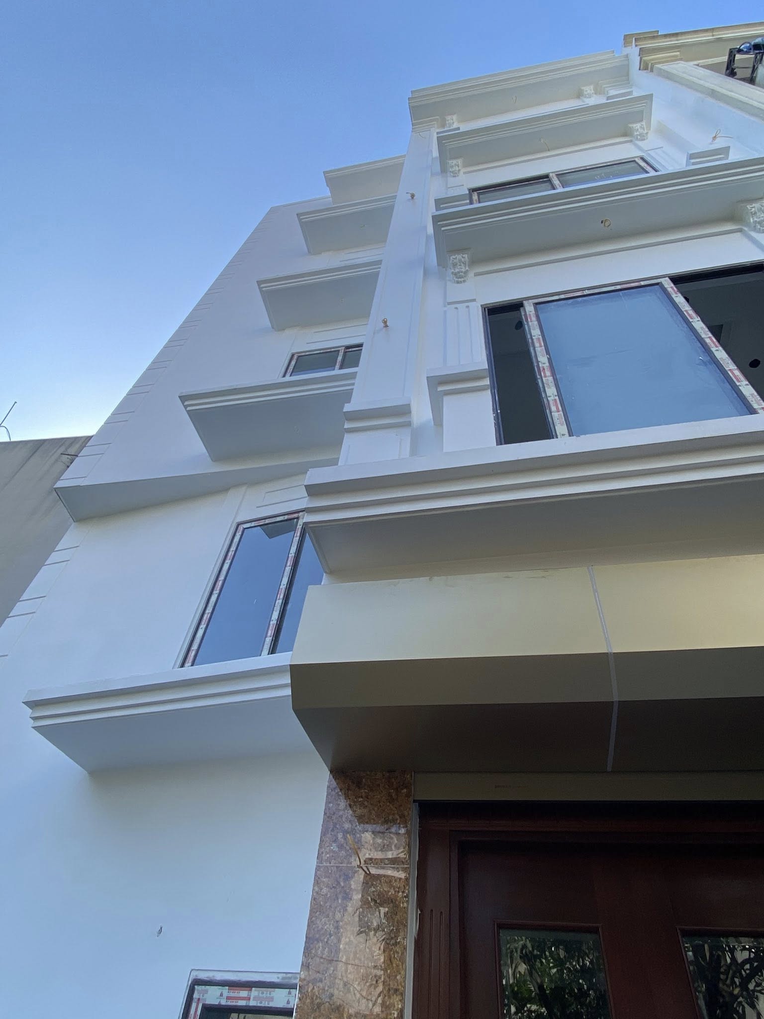 Bán nhà lô góc 6 tầng thang máy, Bát Khối, Long Biên, gần công viên hồ điều hòa