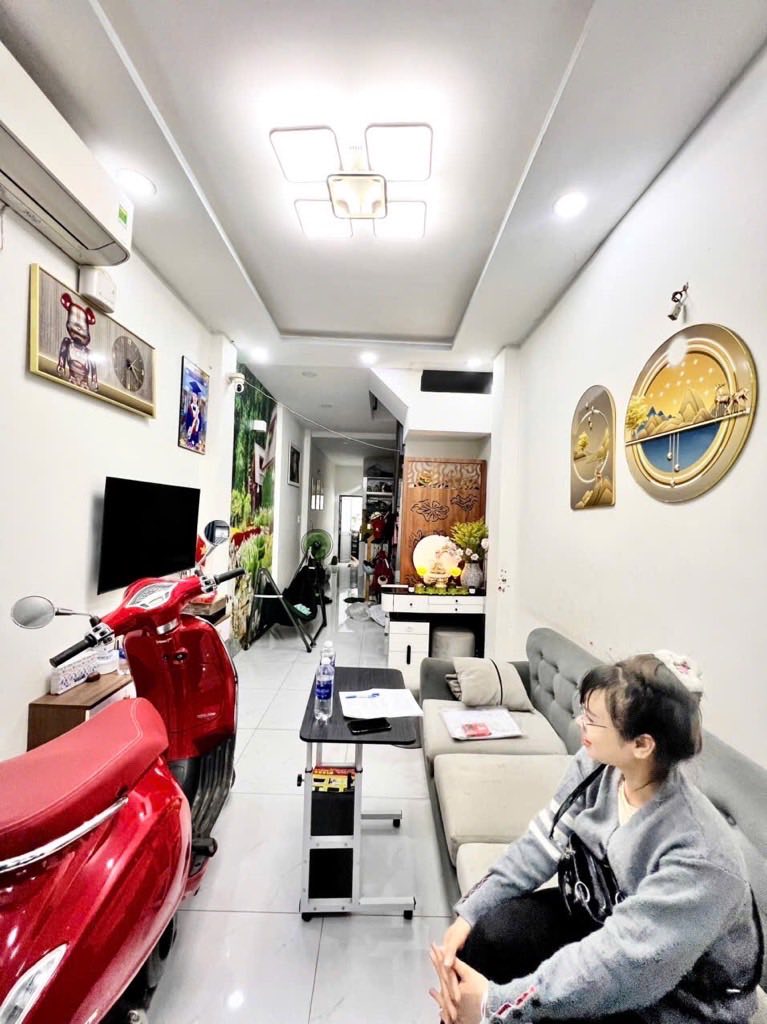 Lô góc hẻm xe hơi 4m, nhà 3 tầng đẹp như mơ, chỉ 4,1 tỷ