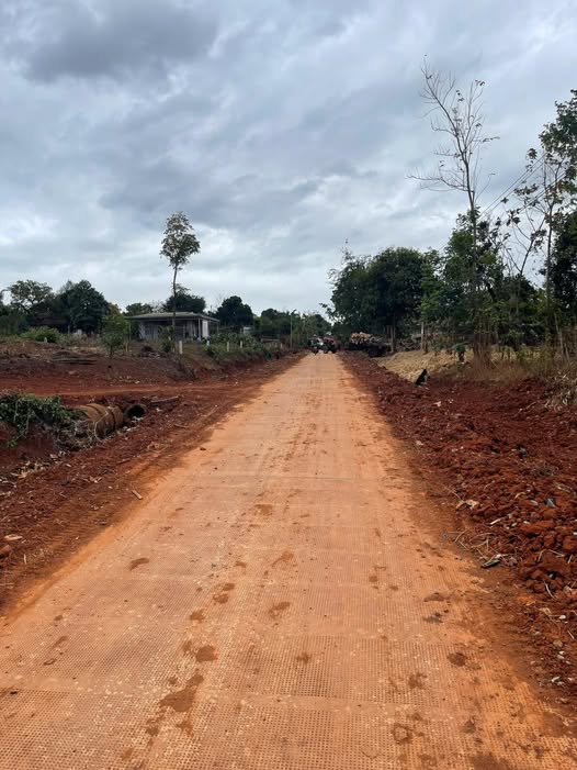 Bán đất Cư M'gar, Đắk Lắk - Mặt tiền bê tông 10x25m