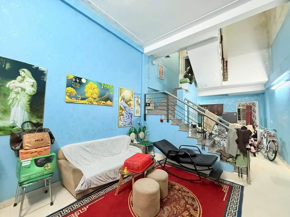 Nhà 2 tầng trung tâm chợ An Tây, ô tô đỗ cửa, giá tốt