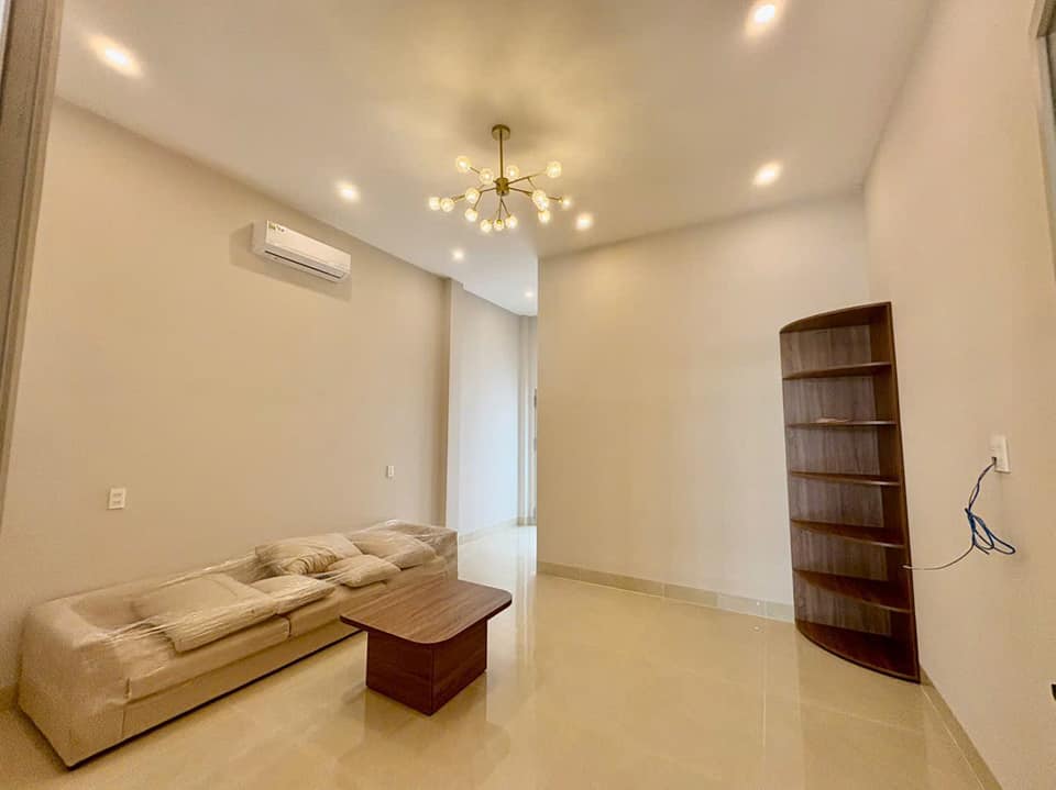 Nhà xây mới 1 lầu 1 trệt 1 lửng, full nội thất, 3 phòng ngủ, Sa Đéc