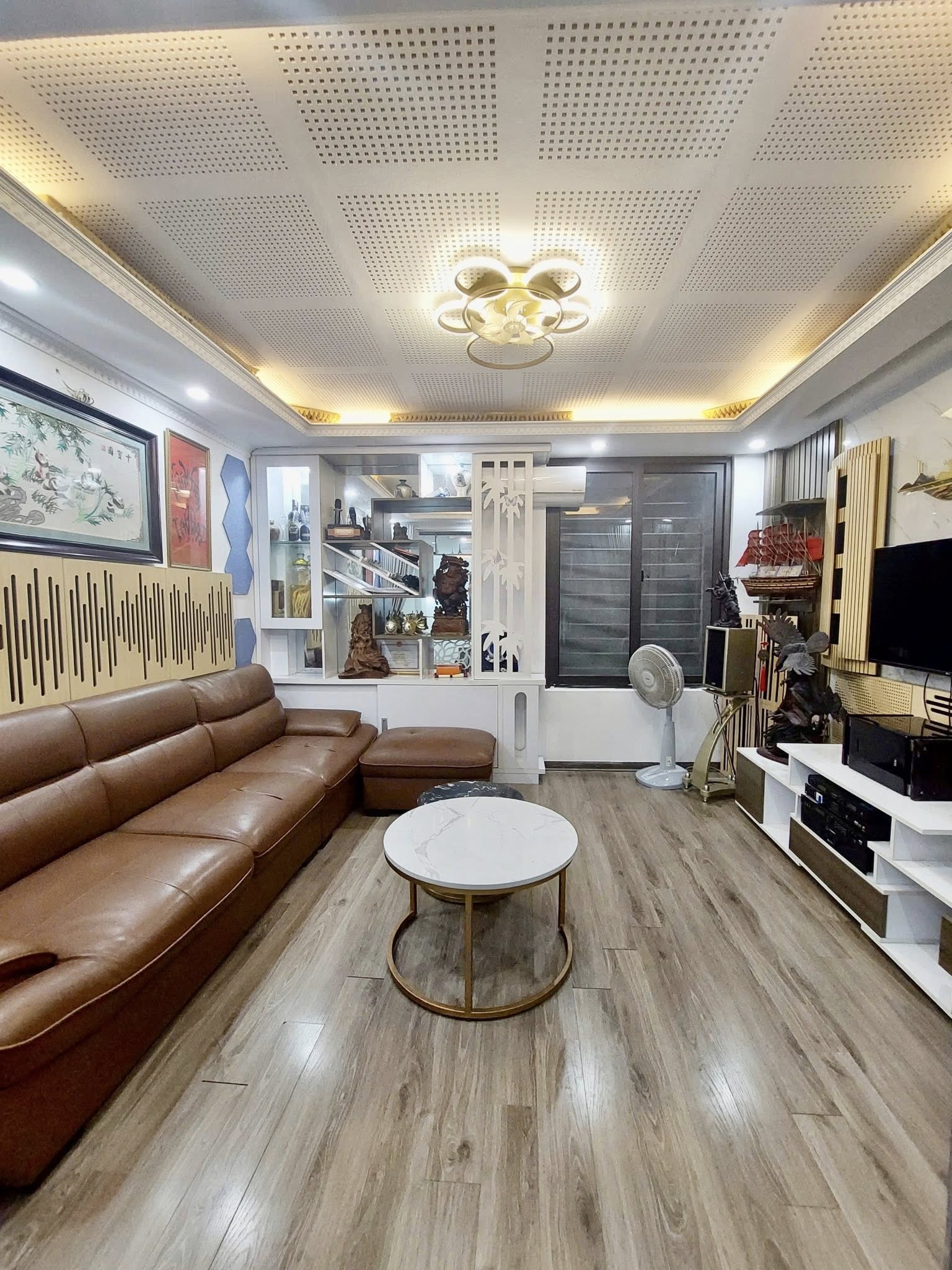 Bán nhà 5 tầng Bằng Liệt, Linh Đàm, 45m2, ngõ ô tô