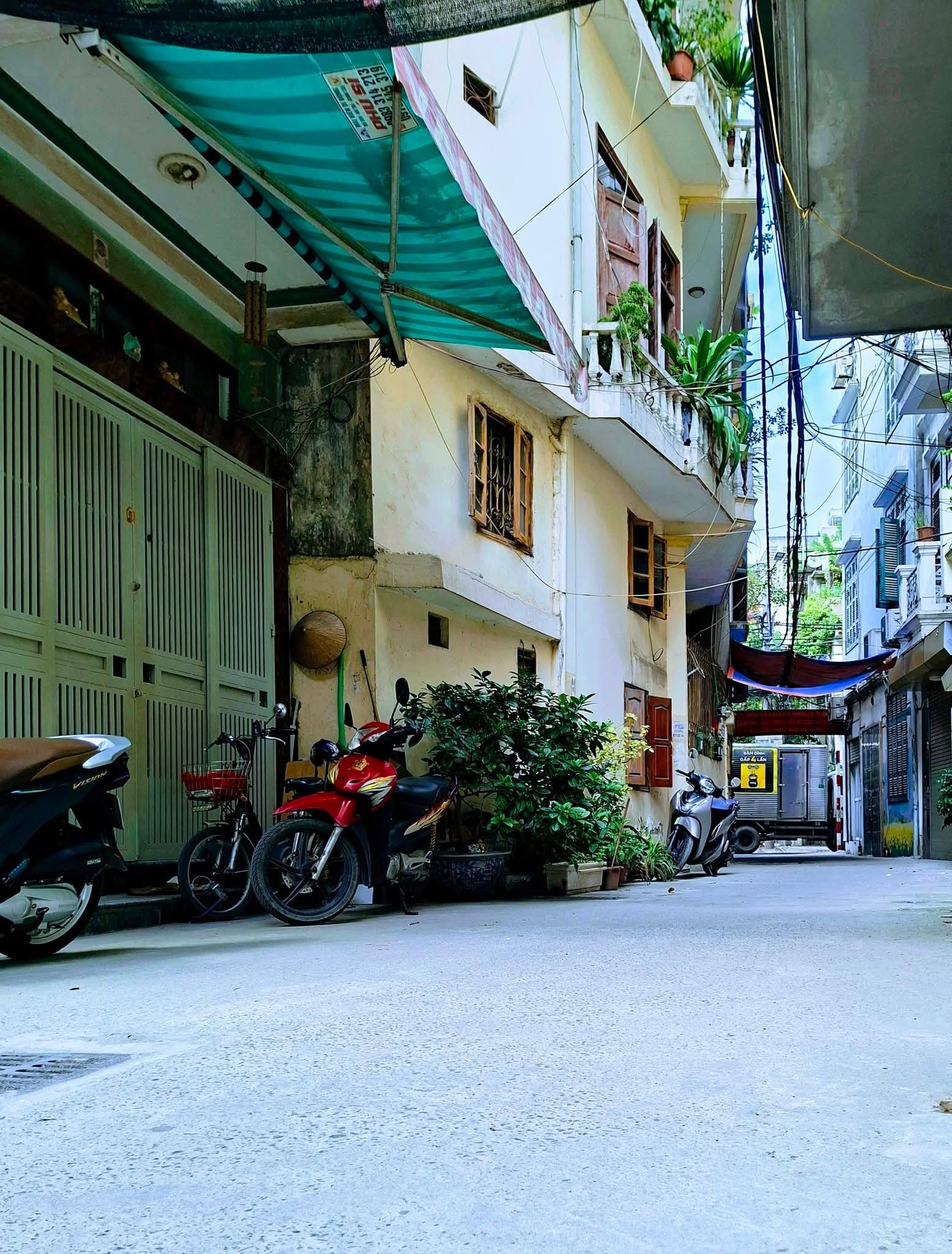 Bán nhà 7 tầng thang máy, Thanh Xuân, ngõ nông thoáng, gần phố Quan Nhân, thu nhập 50 triệu/tháng