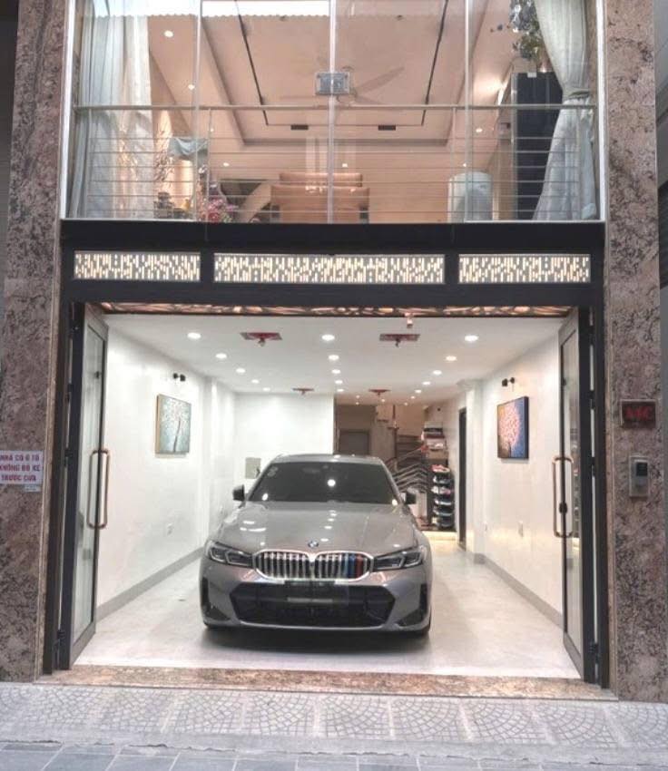 Nhà phân lô Kim Giang, Linh Đàm 6 tầng thang máy, ô tô vào nhà, chỉ nhỉnh 11 tỷ